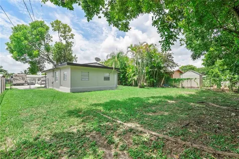 9731 NW 24th Place Sunrise FL 33322