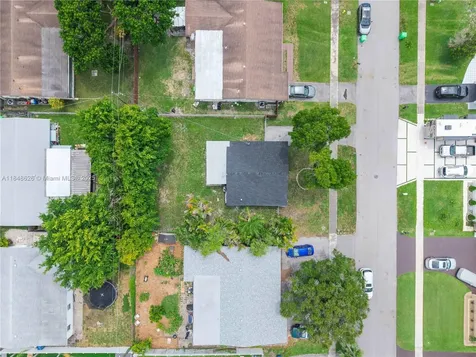 9731 NW 24th Place Sunrise FL 33322