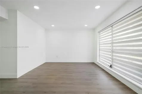 9731 NW 24th Place Sunrise FL 33322