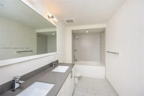 999 SW 1st Avenue Miami FL 33130