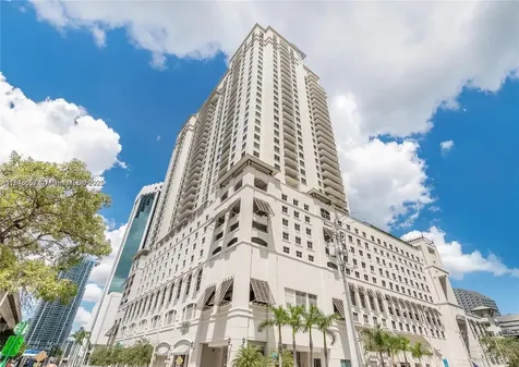 999 SW 1st Avenue Miami FL 33130
