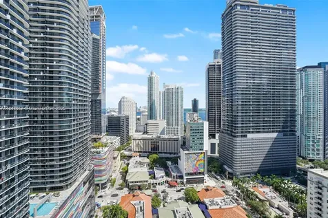 999 SW 1st Avenue Miami FL 33130