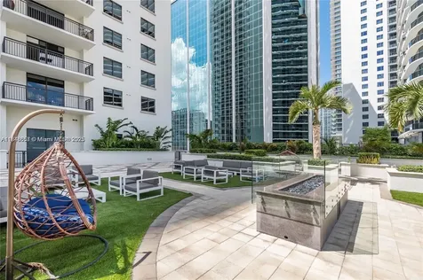 999 SW 1st Avenue Miami FL 33130