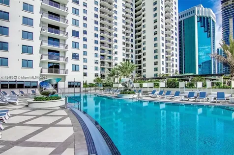 999 SW 1st Avenue Miami FL 33130