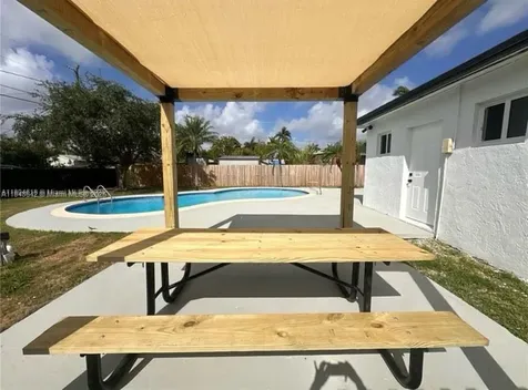 536 NW 7th Street Homestead FL 33030