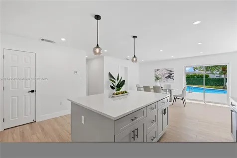 536 NW 7th Street Homestead FL 33030