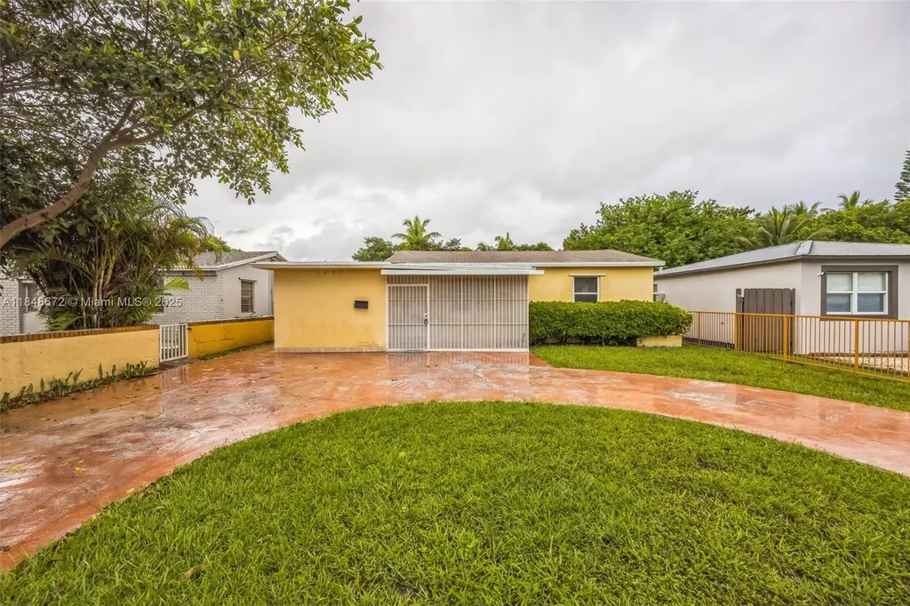 2651 Adams Street Hollywood FL 33020