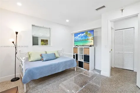 3711 SW 58th Avenue Davie FL 33314