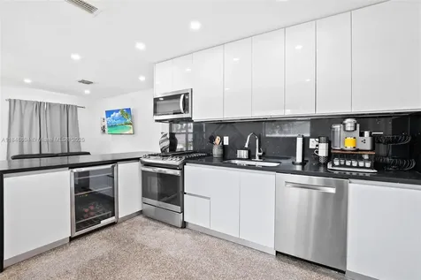 3711 SW 58th Avenue Davie FL 33314