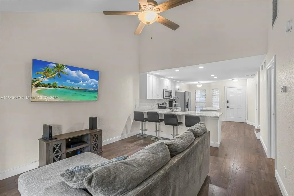 18574 Woodstream Drive Boca Raton FL 33498