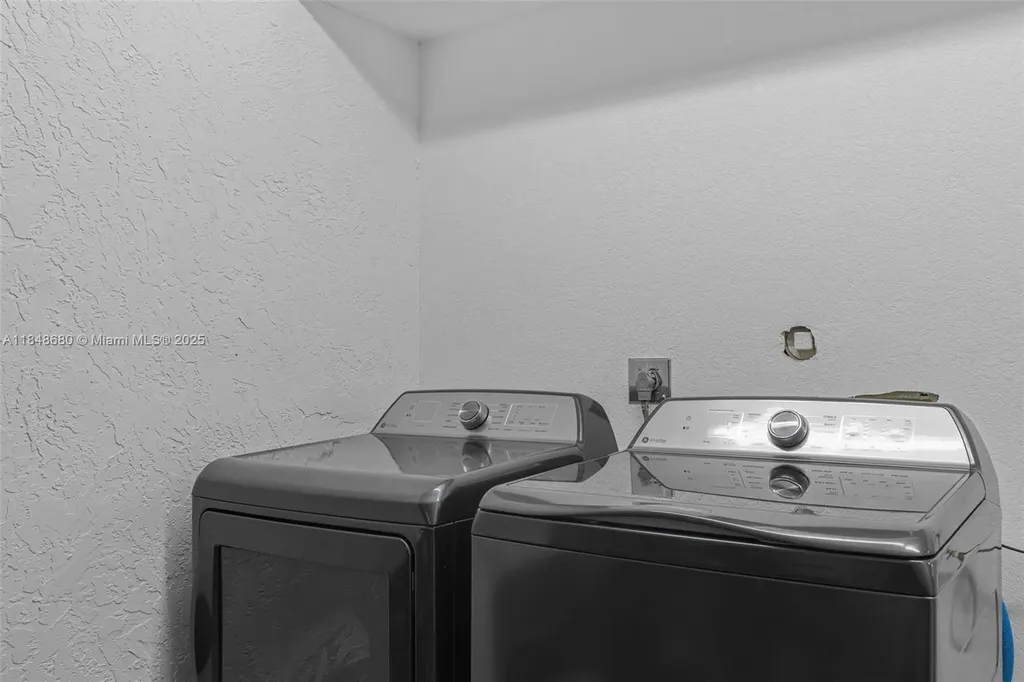 18574 Woodstream Drive Boca Raton FL 33498