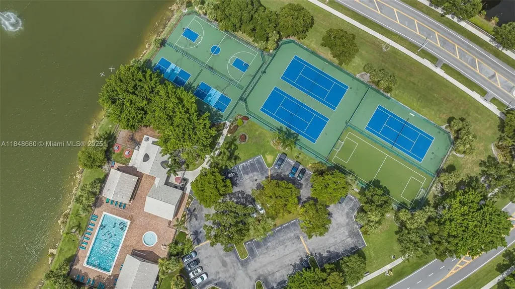 18574 Woodstream Drive Boca Raton FL 33498