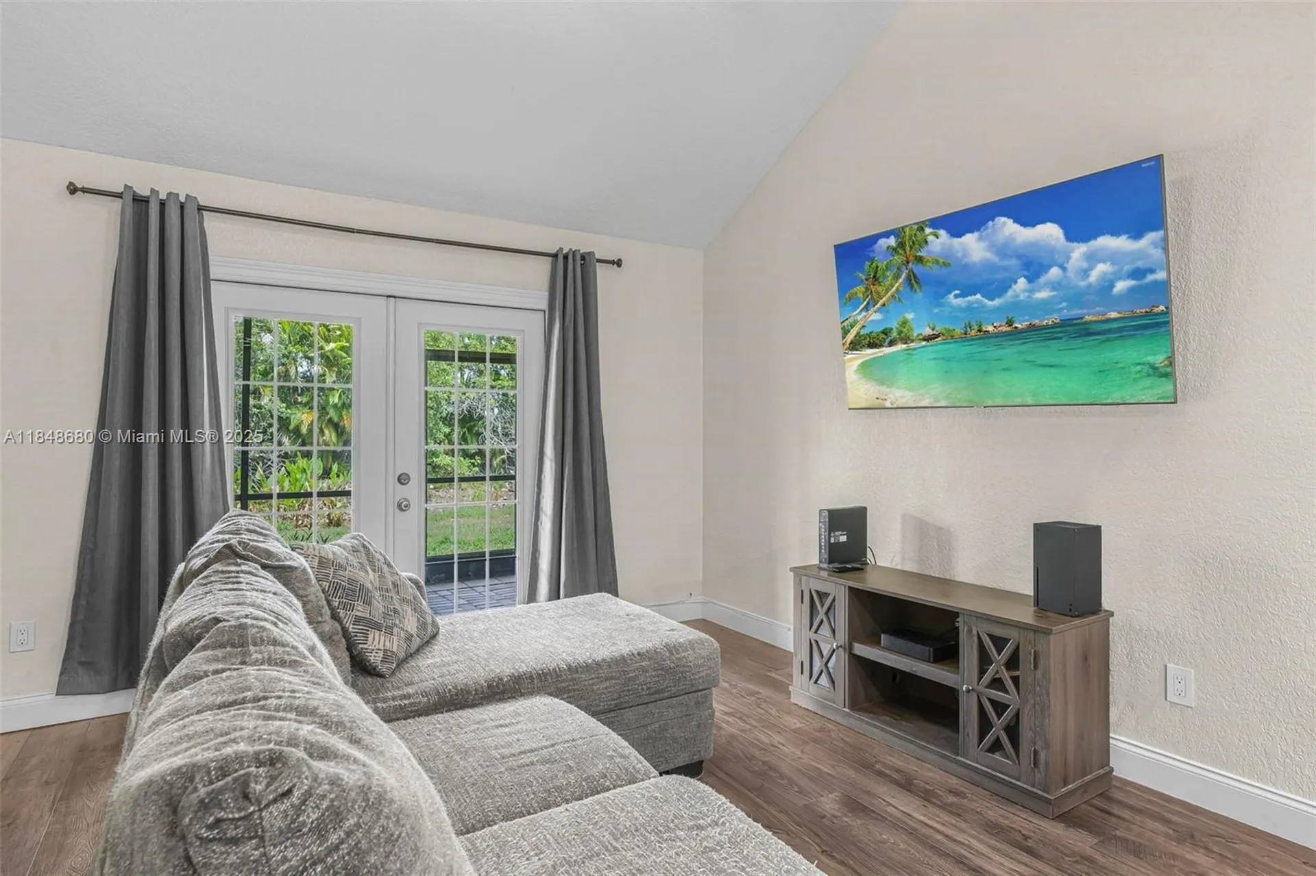 18574 Woodstream Drive Boca Raton FL 33498