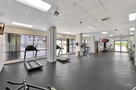 2750 NE 183rd Street Aventura FL 33160