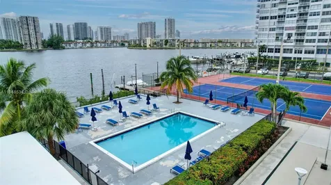 2750 NE 183rd Street Aventura FL 33160