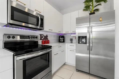 12625 NW 23rd Place Miami FL 33167