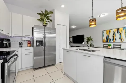 12625 NW 23rd Place Miami FL 33167
