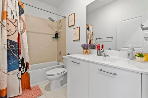 12625 NW 23rd Place Miami FL 33167