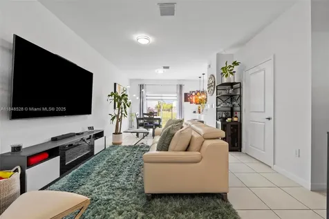 12625 NW 23rd Place Miami FL 33167