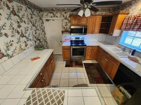 10191 SW 203rd Terrace Cutler Bay FL 33189