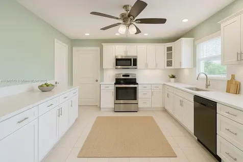 10191 SW 203rd Terrace Cutler Bay FL 33189