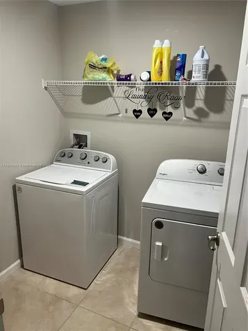 172 SW Langfield Avenue Port St. Lucie FL 34984