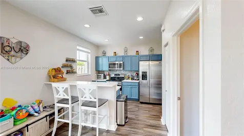2389 NE 4th Street Homestead FL 33033