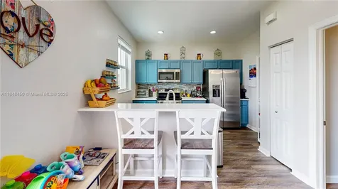 2389 NE 4th Street Homestead FL 33033