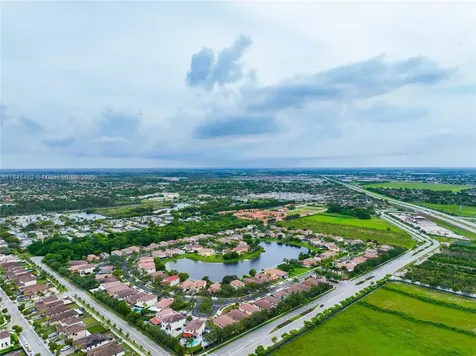 2389 NE 4th Street Homestead FL 33033