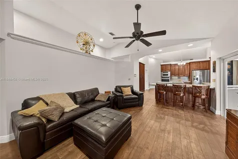 11880 NW 24th Street Plantation FL 33323