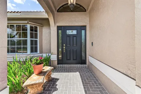 11880 NW 24th Street Plantation FL 33323