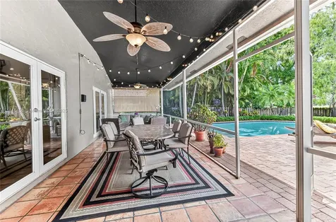 11880 NW 24th Street Plantation FL 33323