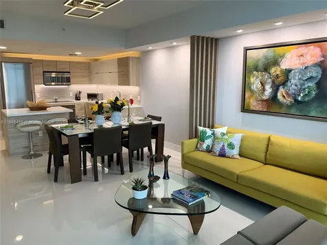 16385 Biscayne Boulevard Aventura FL 33160
