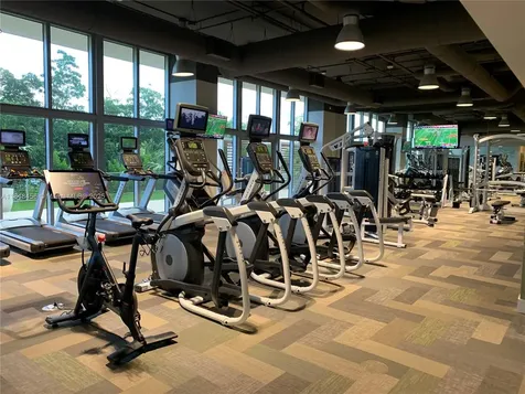 16385 Biscayne Boulevard Aventura FL 33160