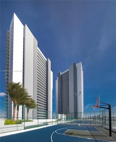16385 Biscayne Boulevard Aventura FL 33160