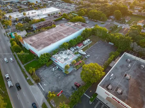 Bakery / Restaurant For Sale On Dixie Highway Miami FL 33157