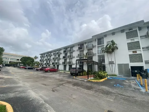 16450 NW 2nd Avenue Miami FL 33169
