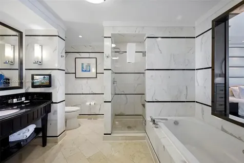 4391 Collins Avenue Miami Beach FL 33140