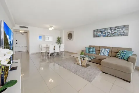 5601 Collins Avenue Miami Beach FL 33140