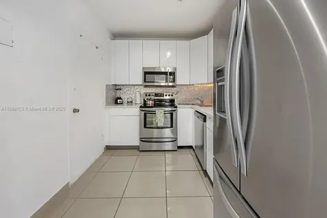 5601 Collins Avenue Miami Beach FL 33140