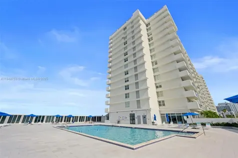 5601 Collins Avenue Miami Beach FL 33140