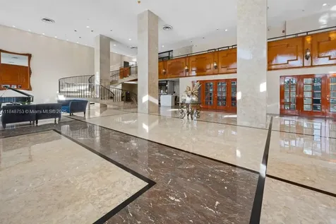 5601 Collins Avenue Miami Beach FL 33140