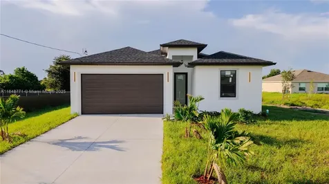 433 Rayford Street Lehigh Acres FL 33974