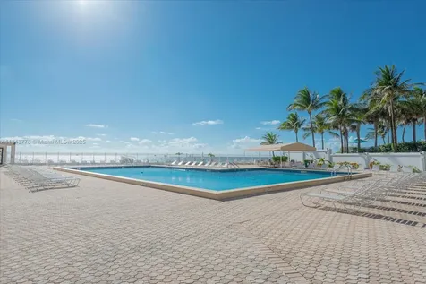 3505 S Ocean Drive Hollywood FL 33019