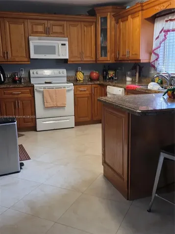 1084 SE 13th Avenue Homestead FL 33035