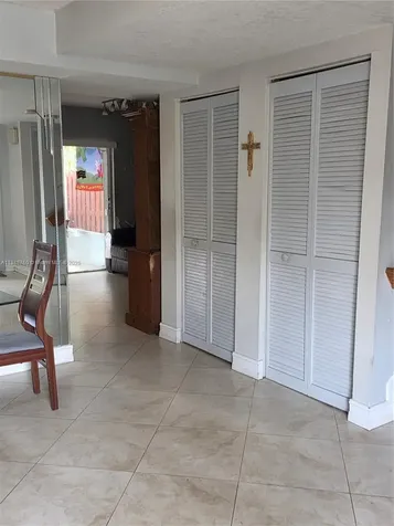 1084 SE 13th Avenue Homestead FL 33035