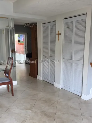 1084 SE 13th Avenue Homestead FL 33035