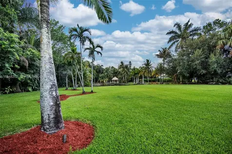 14211 Sunset Lane Southwest Ranches FL 33330