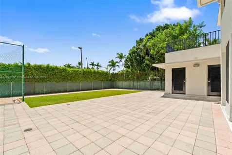 5045 SW 67th Avenue South Miami FL 33155