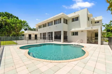 5045 SW 67th Avenue South Miami FL 33155